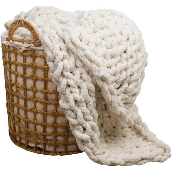 Chunky Knit Throw Blanket 50" X 60", 100% Hand Made Large Chenille Loop Yarn - Picture 3 of 7